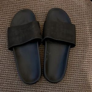 Frye Lola Black Leather Slides Sz 7